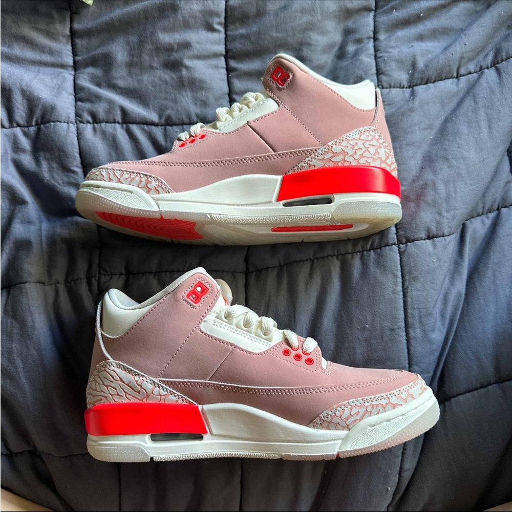 Wmns Jordan 3 Retros ‘Rust Pink’